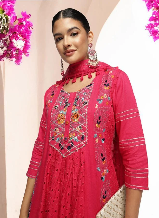 آي شين Women's Pink Viscose Rayon Printed Tunic Top With Ankle Palazzo Flared 3 Peice Kurta Set
