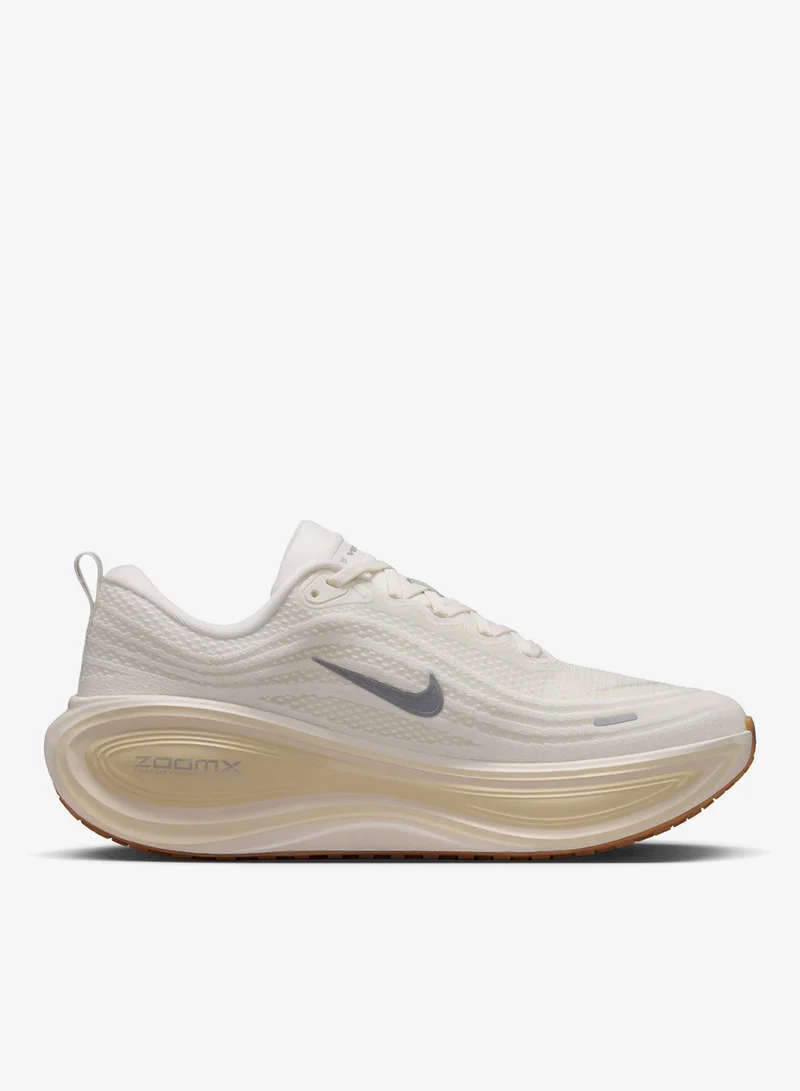 Nike White Nike Vomero Plus for Men | Best Price UAE