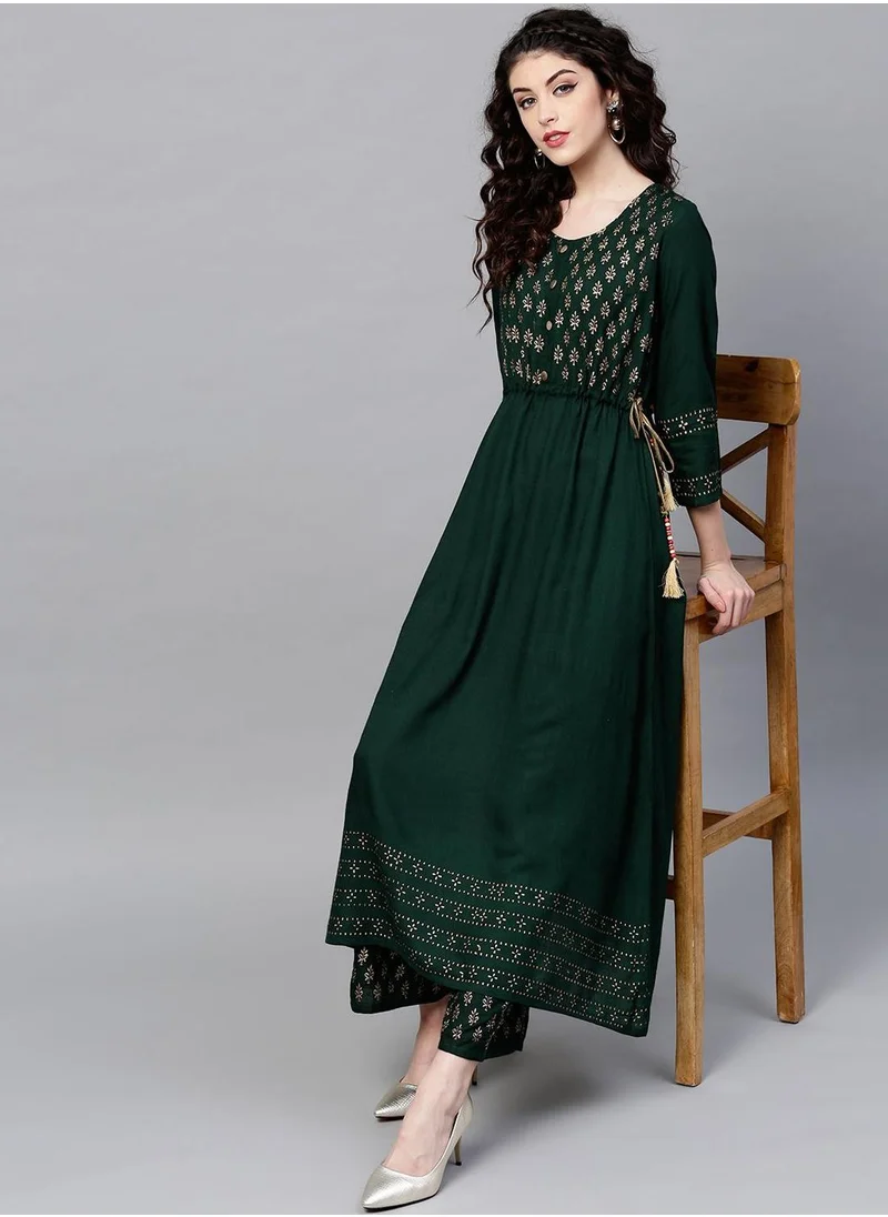 ISHIN Regular Fit Floral Pattern Round Neck Neck Three-Quarter Sleeve Green Colour Knitted Cotton Kurta Set for Women with Mid-Rise Closure - Unmatched Grace and Comfort