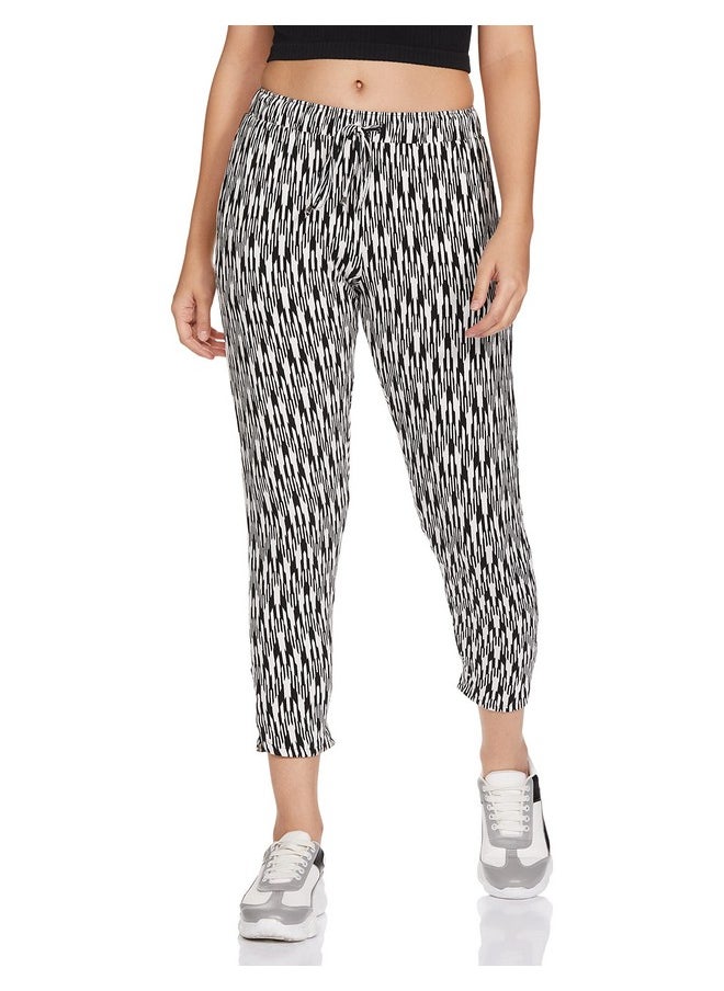 Enamor Essentials Women's Mid Rise 7/8Th Relaxed Fit Soft & Drapey 4 Way Stretch Viscose Spandex Casual Style Lounge Pants With 2 Side Pockets - E048 (E048-Geo Ikat Aop Black Combo-M) - pzsku/Z9F8AB8AFECD6FF9A3B34Z/45/_/1737720808/ee37ddd7-dab9-423b-9365-ed3d9771d66d