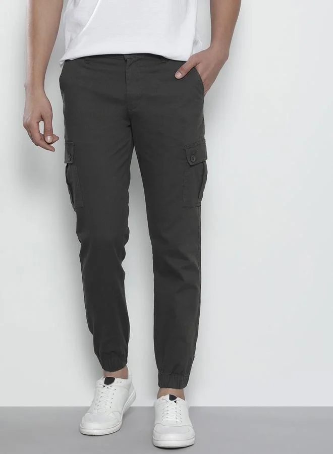 The Indian Garage Co Men Black Solid Slim Fit Cargo Pants