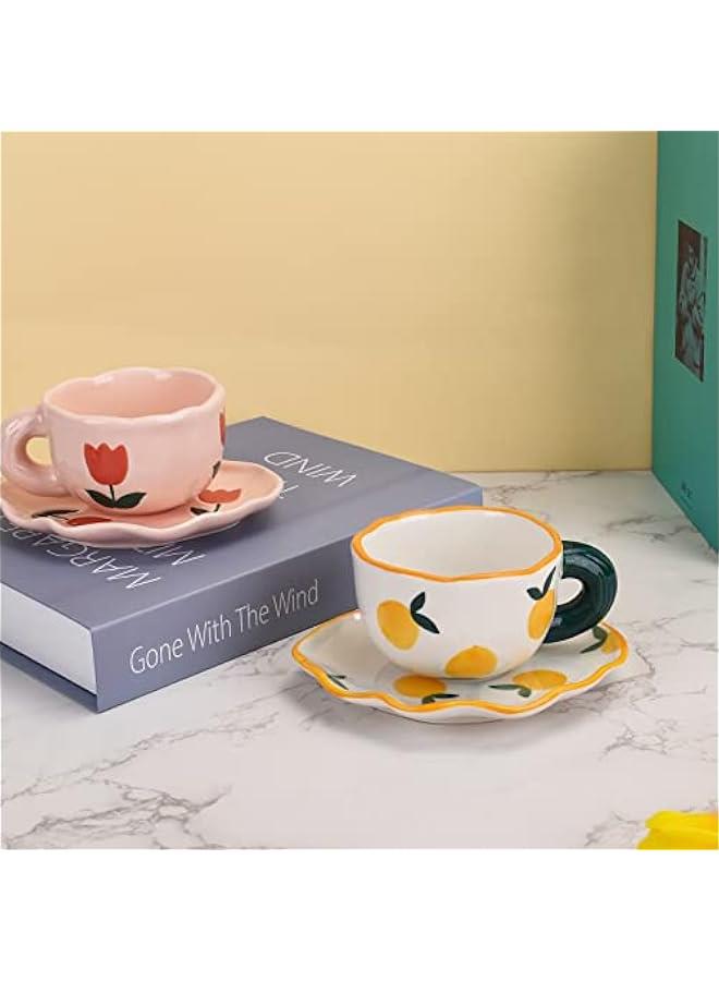 طقم أكواب قهوة خزفية مع saucer، تصميم فريد وكيوت مع صحن غير منتظم للمكتب والمنزل، آمنة للغسالة والميكروويف، سعة 6 أوقيات/180 مل للاتيه والشاي والحليب (برتقالي طازج) - Image 4