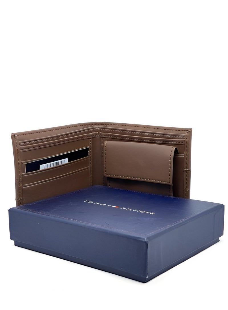 Tommy Hilfiger Denim محفظة تومي هيلفيغر الكلاسيكية المصنوعة من الجلد ثنائية الطي - Image 4