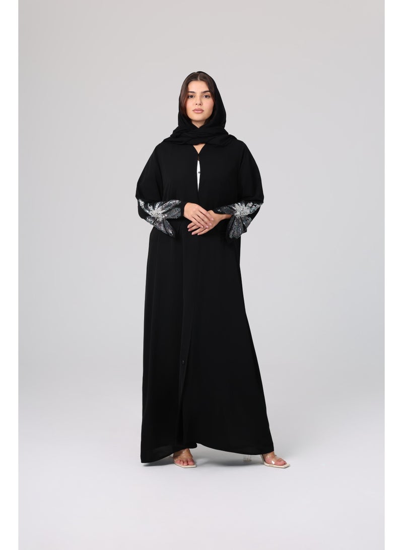 اكسا عباية بأكمام مزينة بالخرز لامعة سادة - Image 1
