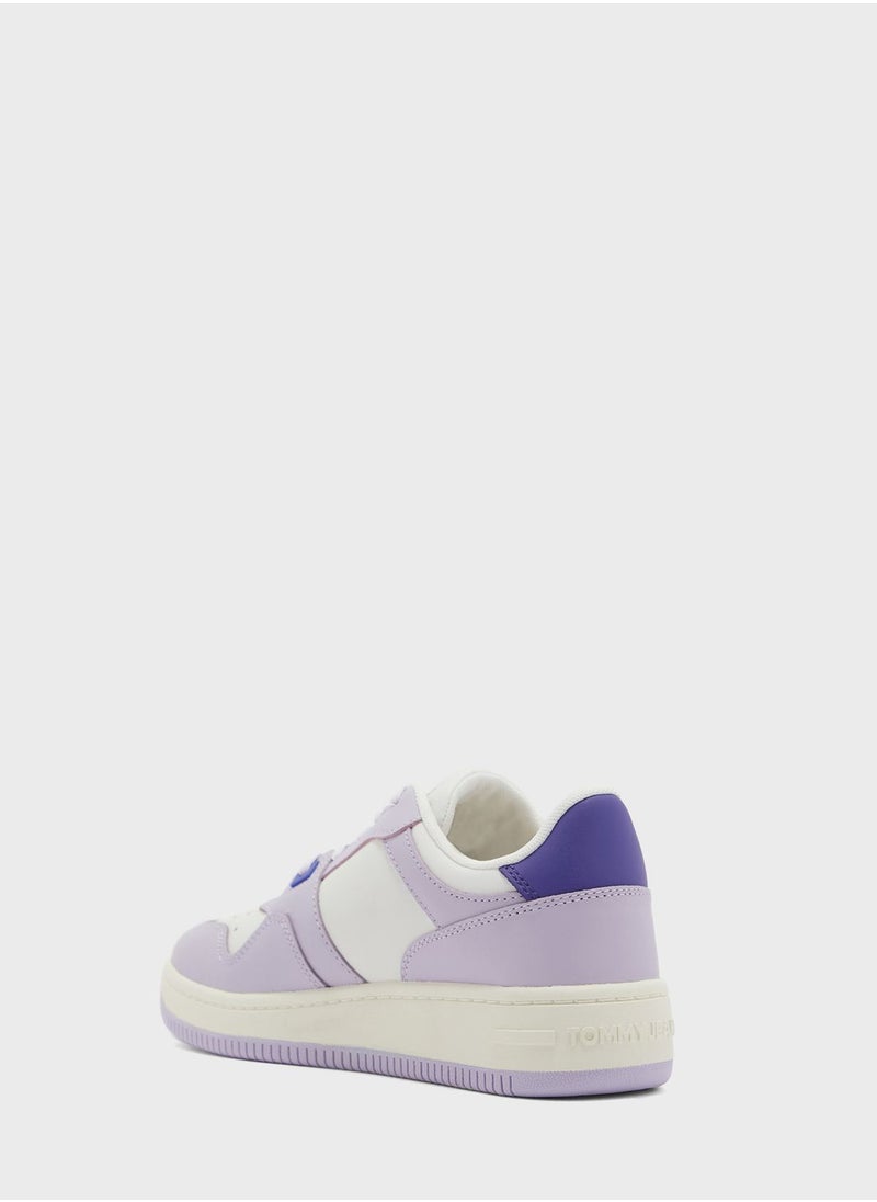 TOMMY JEANS - Retro Basket Tonal Logo Low Top Sneakers - Image 1