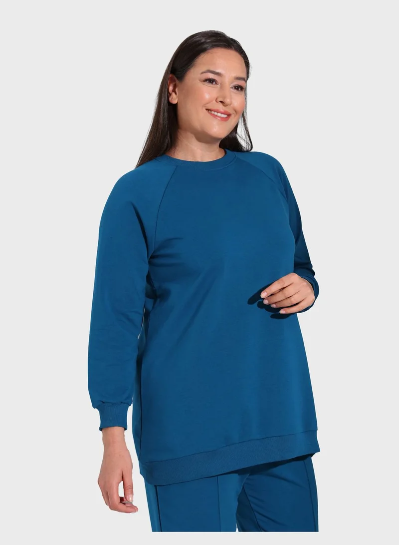 Alia by modanisa Crew Neck Sweatshirt & Pants Set