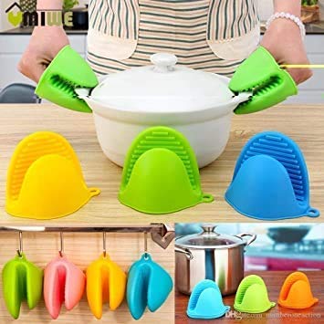 SEASPIRIT Set of 2 Silicone Microwave Oven Heat Resistant Pinch Grip Mitten Oven Mitt Gripper Grip Kitchen Pot Holder Utensil Tool 8