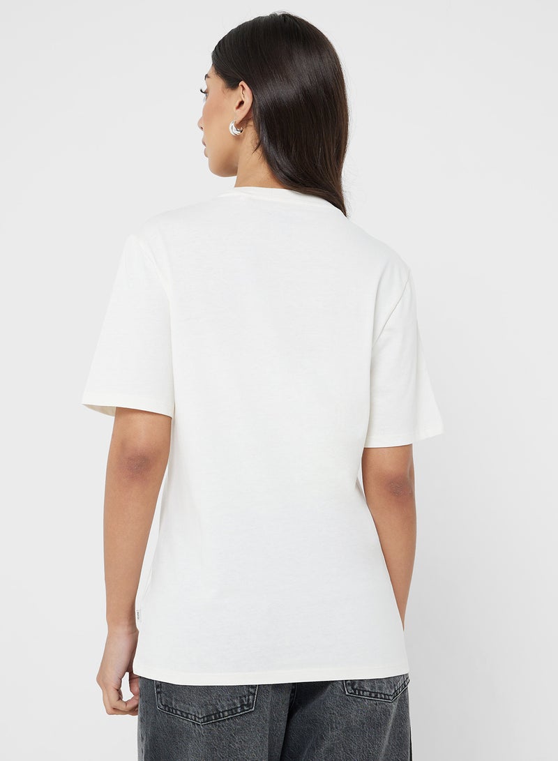 GUESS Unisex Logo Crew Neck T-Shirt - Image 4