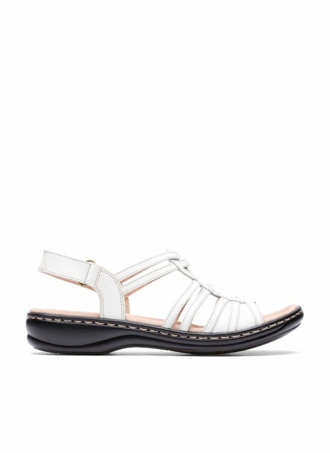 clarks صندل ليزا جانا للنساء، جلد أبيض، 7 عريض - Image 1