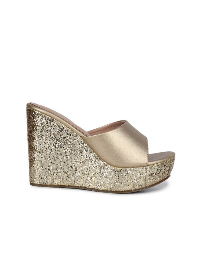 She Zone Gold Wedge Heels Sandals for Women - Image 4