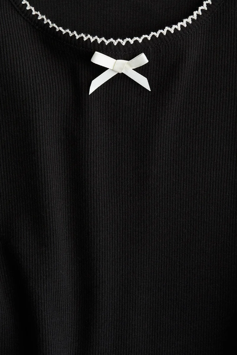 H&M Picot-trimmed jersey top