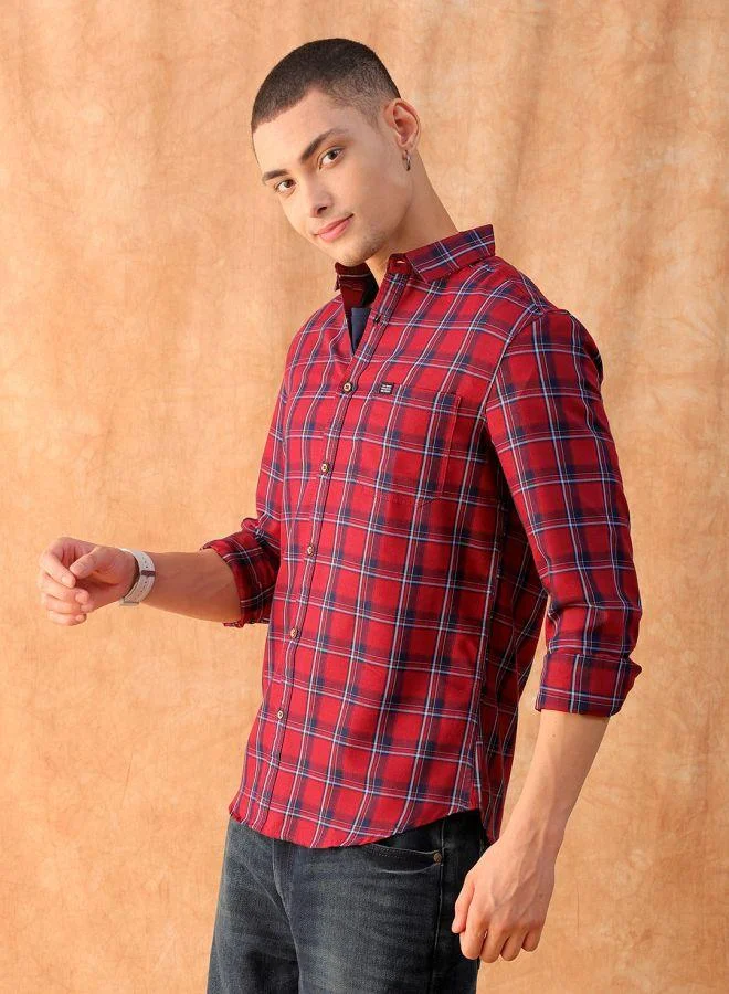 The Indian Garage Co Men Slim Fit Checkered Full Sleeves Spread Collar Casual Shirt