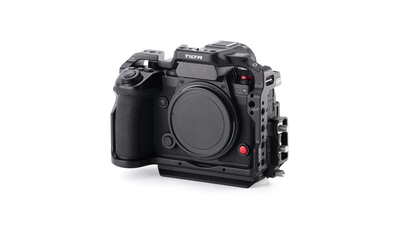 Tilta Full Camera Cage Compatible with Panasonic S1R II S1 II S1 IIE S5 II S5 IIX G9 II Black HDMIUSBC Clamp Cold Shoe 1420 3816 Threads Slotted Allen Key Included - Image 2