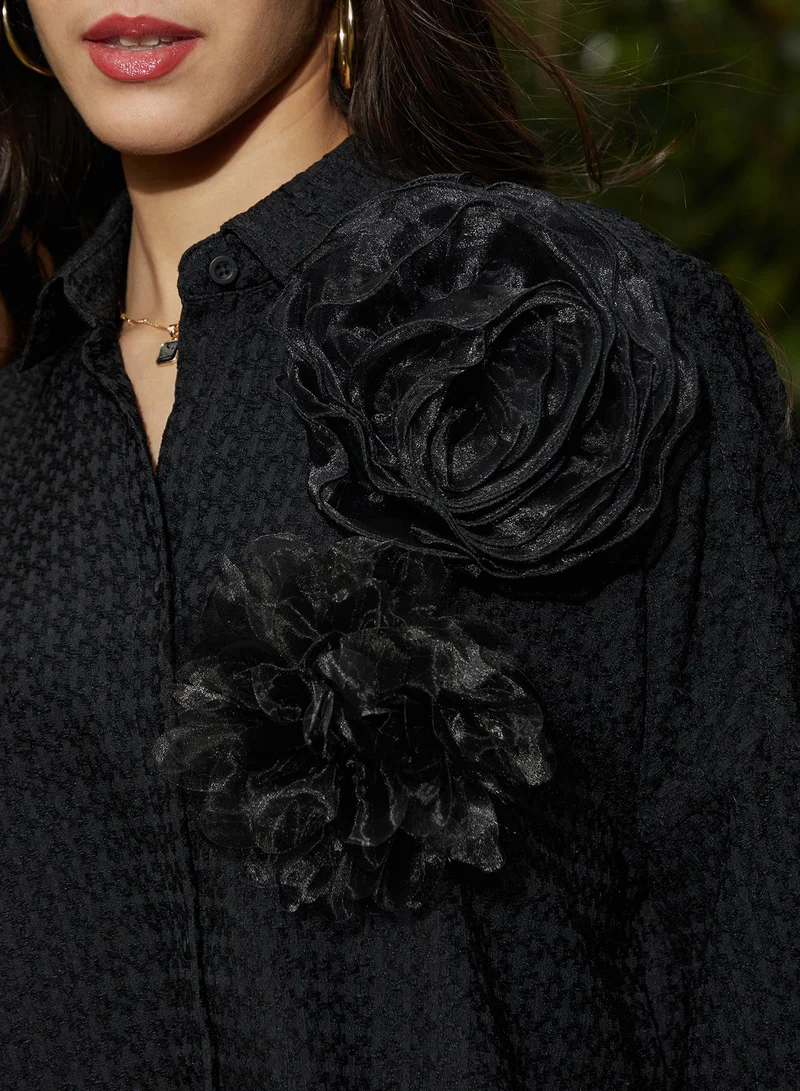 PINACOLADA  Women's Onyx Black Rosalia Cube-Tactile Oversized Shirt | نسائي | طوق منتشر | أكمام طويلة | نمط صلب | كاجوال ويومي | قميص واسع for Women | Best Price UAE
