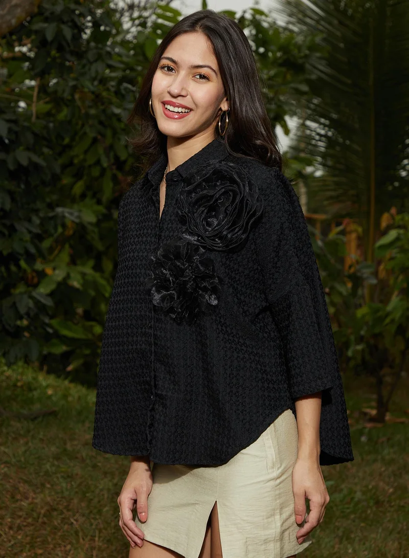 PINACOLADA  Women's Onyx Black Rosalia Cube-Tactile Oversized Shirt | نسائي | طوق منتشر | أكمام طويلة | نمط صلب | كاجوال ويومي | قميص واسع for Women | Best Price UAE