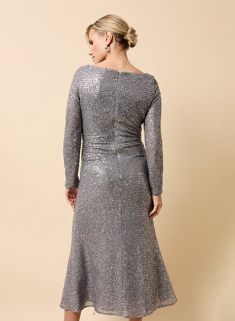 Little Mistress Sequin Detail Crew Neck Long Sleeve Maxi Dress - Image 3