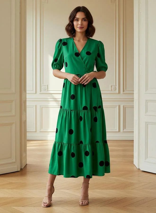 سبلاش فيڤ فستان ميدي منقط بأكمام قصيرة وطبقات ورباط