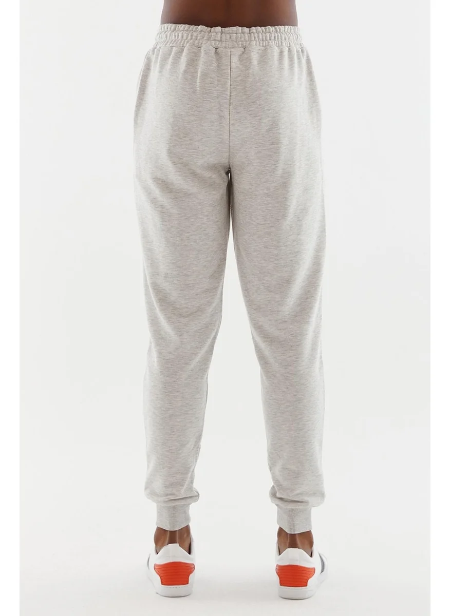 يونايتد كولورز أوف بينتيون Men's Jogger Pants