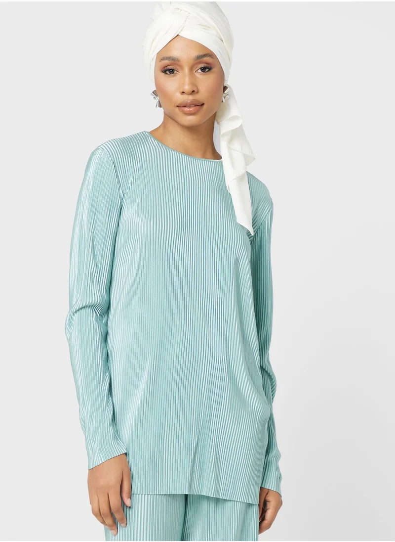 Khizana Pleat Detail Top And Pant Set