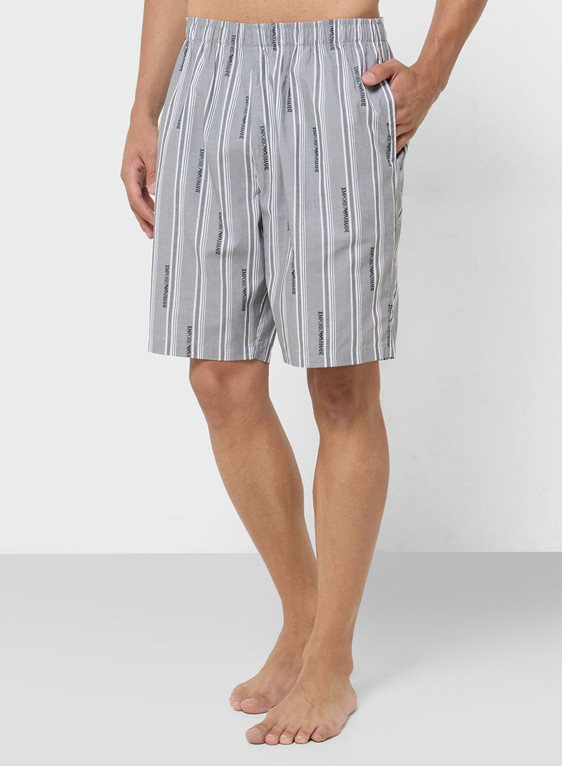 امبوريو ارماني طقم تي شيرت وشورت بشعار - Image 4