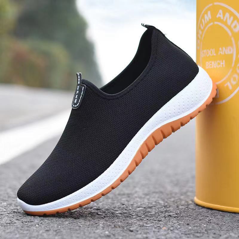 Old Beijing cloth shoes men and women with canvas shoes breathable middle-aged and old parents walking casual mesh shoes wholesale - Image 4