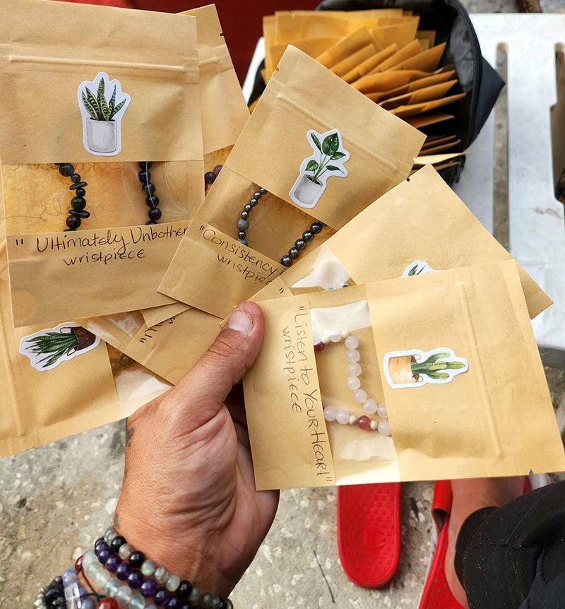 Tecbeauty 100pcs 3.5 x 5.5 inch Kraft Paper Treat Bags with Window Ziplock Stand Up Pouches for Food Storage Cookies Snacks Tea Packing - Image 5