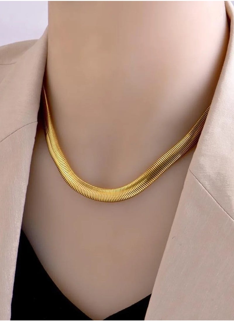 The Black Pearl Accessories - Stainless Steel Necklace Golden - Image 1
