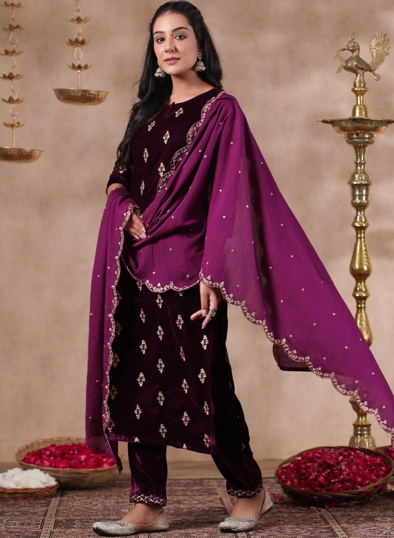 ISHIN Women's Purple Velvet Self Design Full Length Palazzo Kurta Set  - Image 5