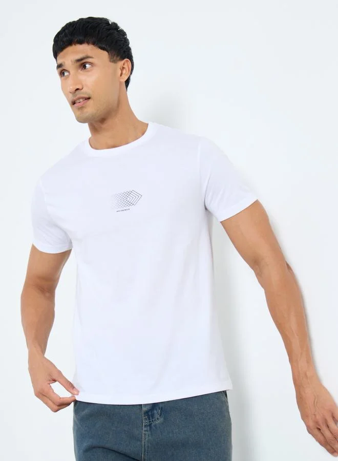 Styli Men White Graphic Print Regular Fit T-Shirt