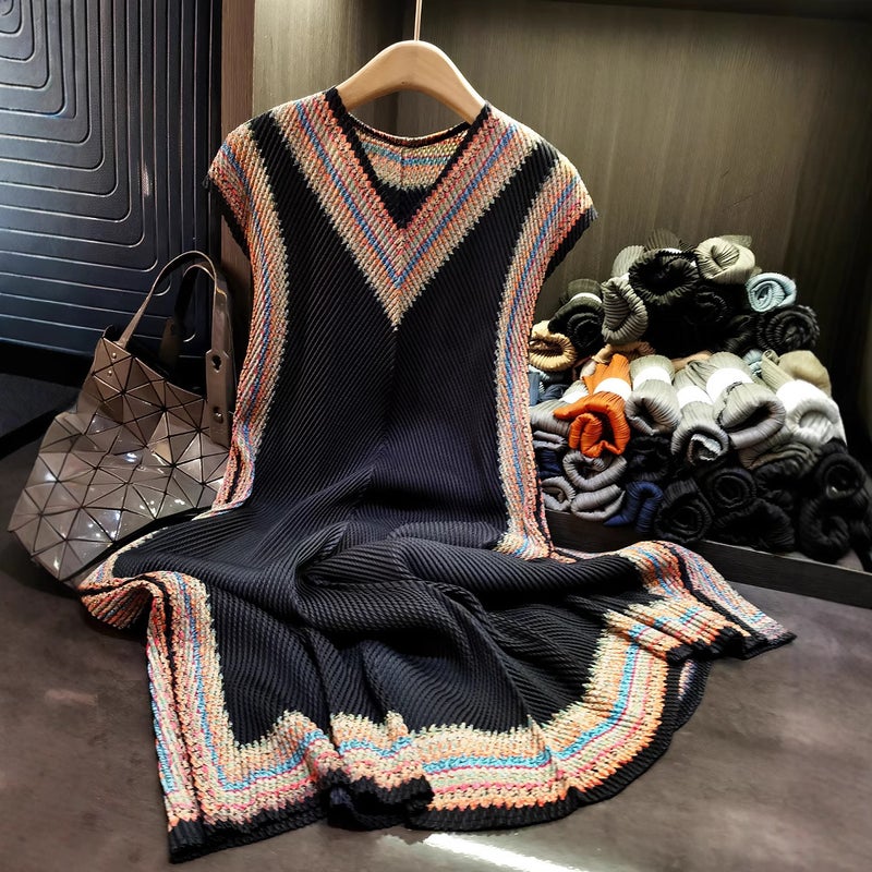 Summer Ethnic Dragon Scale Pleated Maxi Dress, V-Neck, Color Block - Image 4