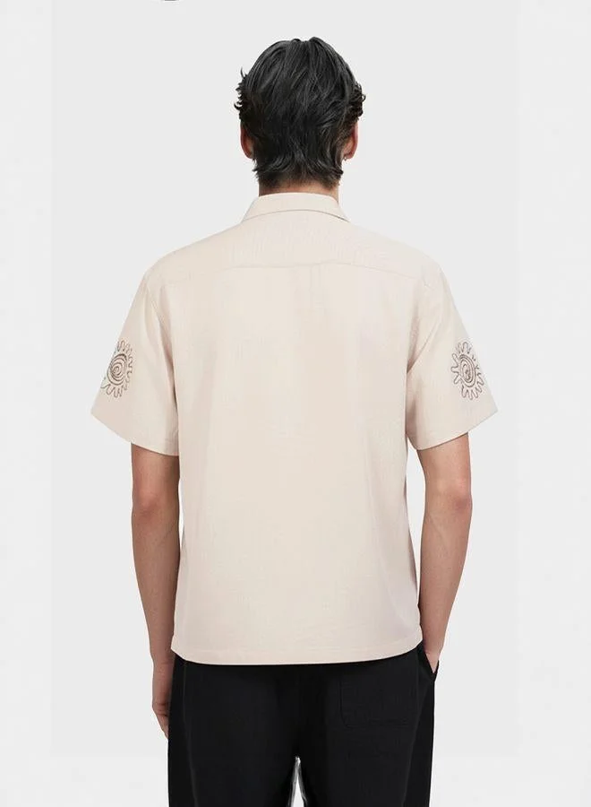 The Indian Garage Co Men Relaxed Fit Embroided Round Neck Half Sleeves Shirt