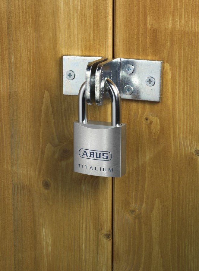 أباس قفل من سبائك الألومنيوم ABUS 80TI/40 Titalium™ بمفتاح مختلف - سلسلة فولاذية طويلة محمية بتقنية النانو (1-1/2 بوصة) - Image 3