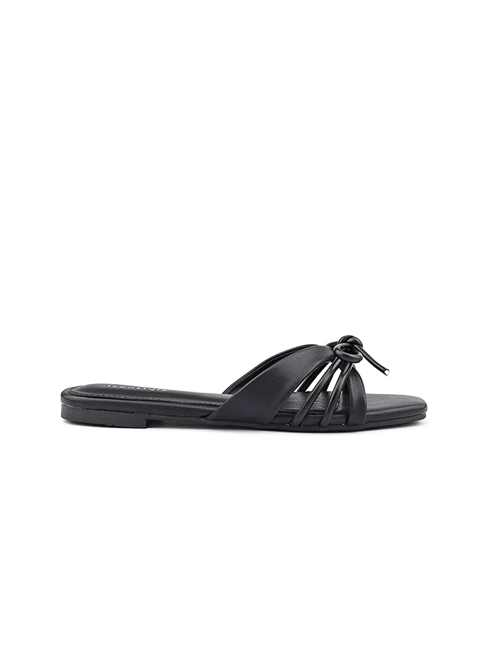 أيقون Comfortable knit flat sandal with flexible construction.