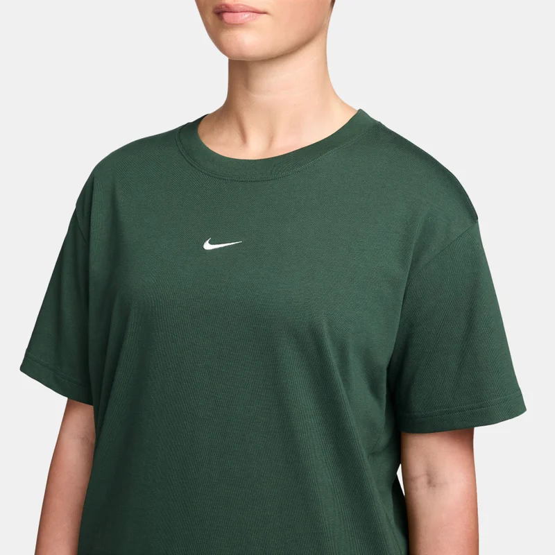 Nike Green Women's Sportswear Classic T-Shirt for Women | Best Price UAE