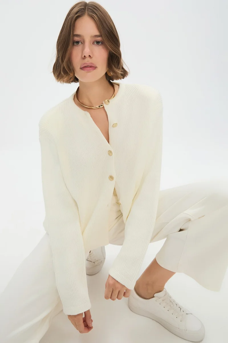 جون Button Detailed Wadding Knitwear Cardigan