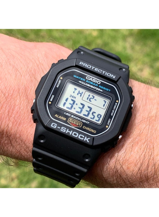 جي شوك ساعة يد مستطيلة رقمية  DW-5600UE-1DR - Image 3