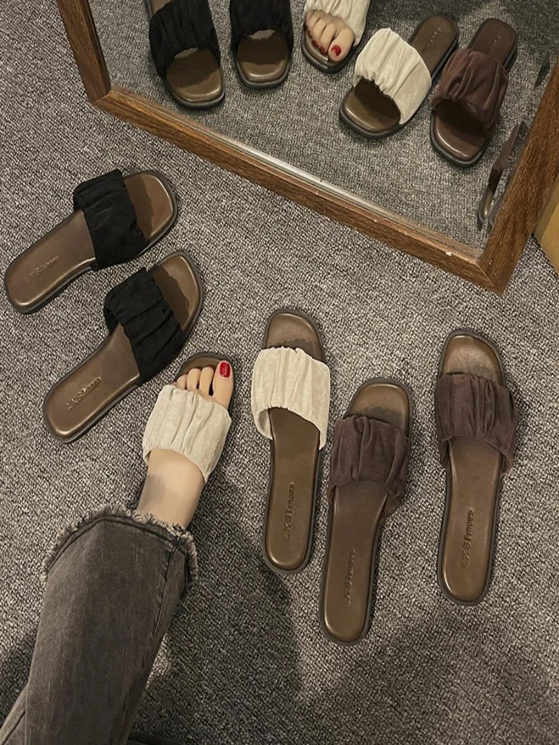 Women's Brown Pleated Fabric Slide Sandals, Casual Open-Toe Flat Slippers, Multi-Use Indoor & Outdoor Footwear for Home, Beach & Daily Summer Wear - Image 5