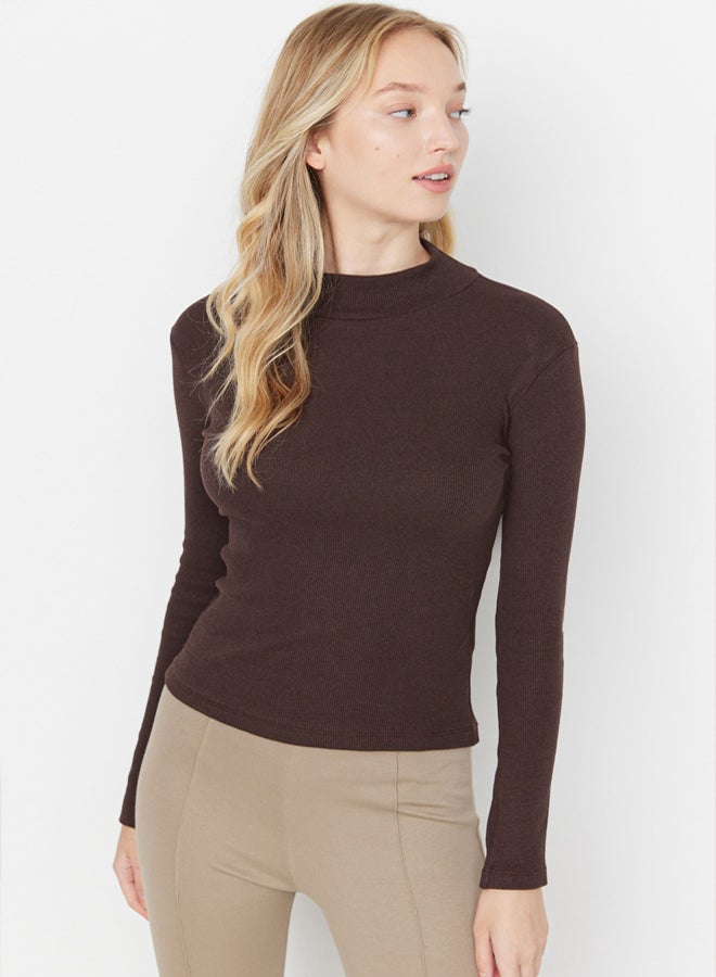 trendyol Brown Fitted High Collar Long Sleeve Ribbed Stretchy Knitted Blouse - Image 3