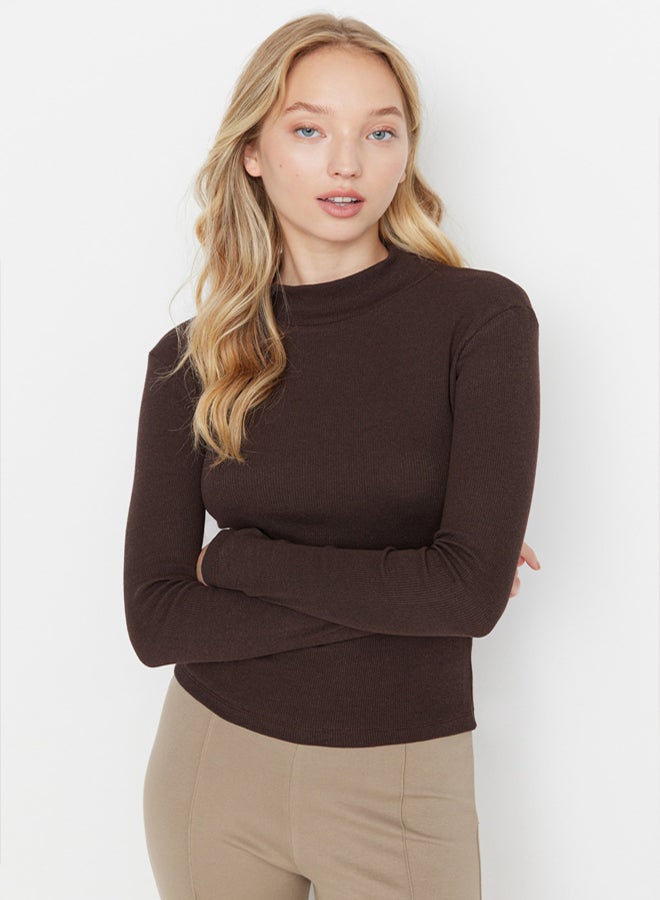trendyol Brown Fitted High Collar Long Sleeve Ribbed Stretchy Knitted Blouse - Image 2