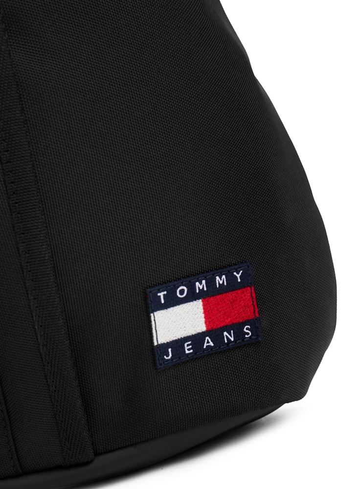 تومي جينز حقيبة كتف بمقبض علوي وشعار - Image 3