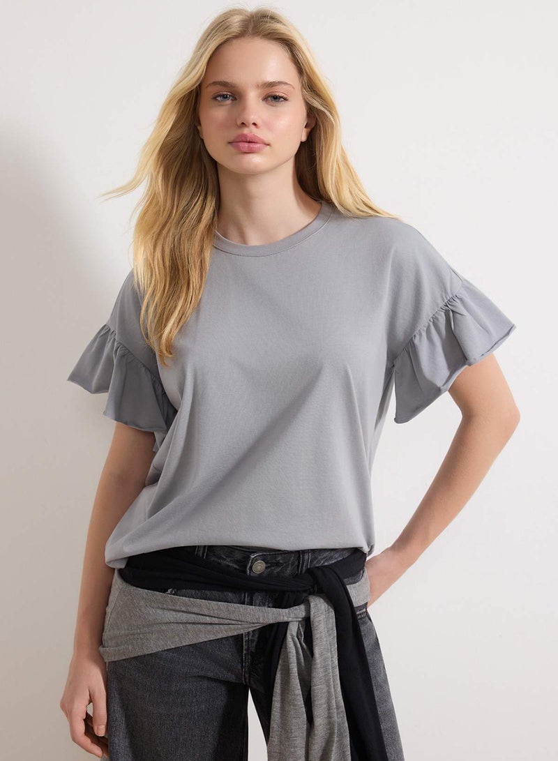 trendyol Crew Neck Gray Knitted T-Shirt - 100% Cotton with Ruffle Detail Twoss22Ts2429 - Image 1