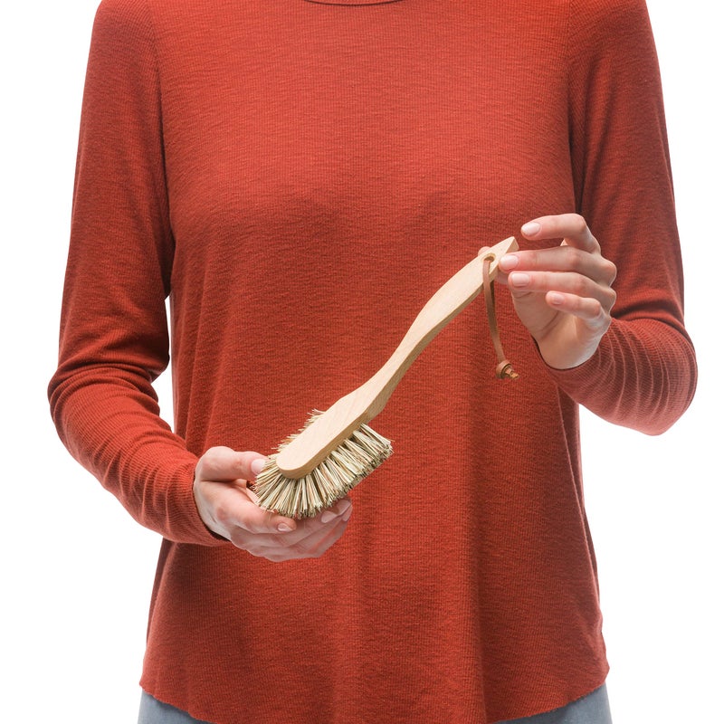 Redecker Extra Long Curved Dish Brush, Extra Strong Union Fiber Bristles, Oiled Beechwood Handle, 10-1/2 Inches, Made in Germany - Image 4