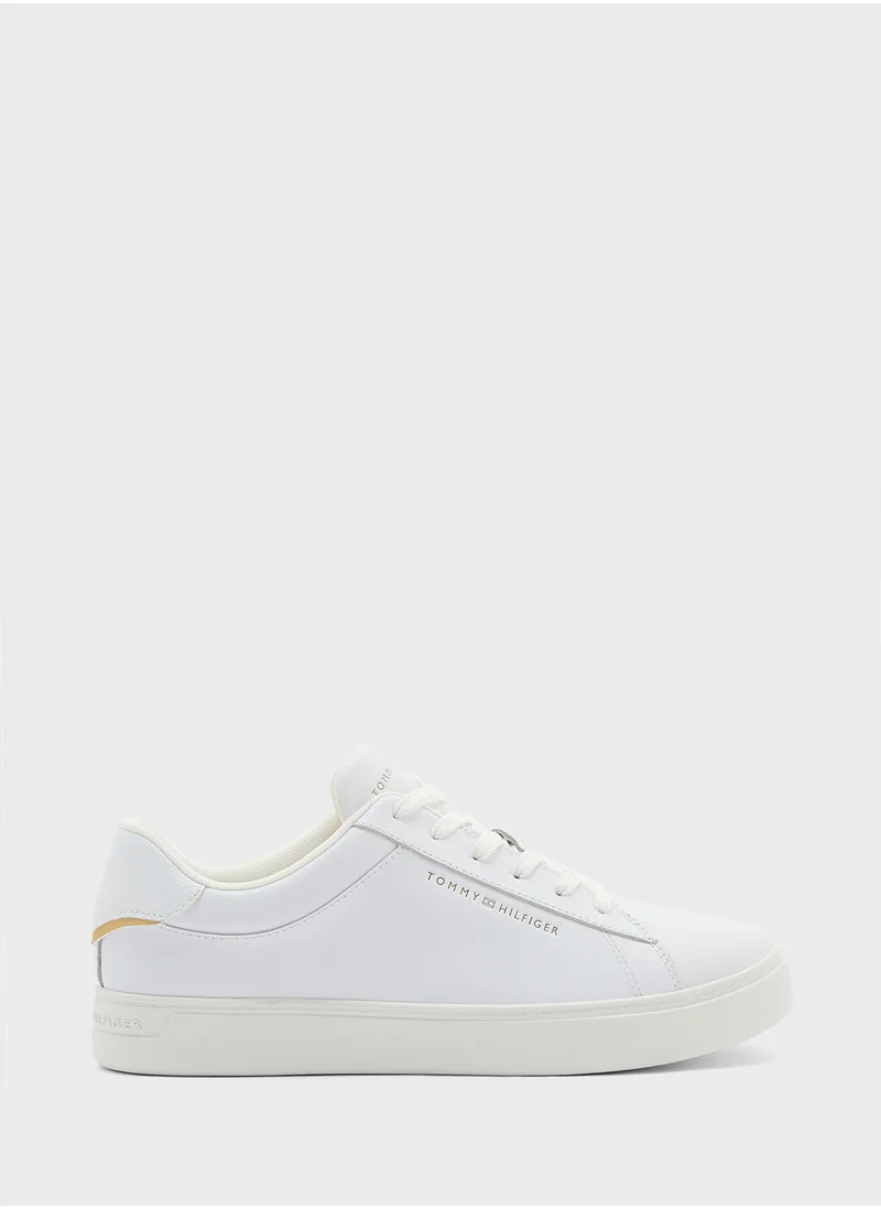 تومي هيلفيغر Logo Detail Lace Up Low Top Sneakers