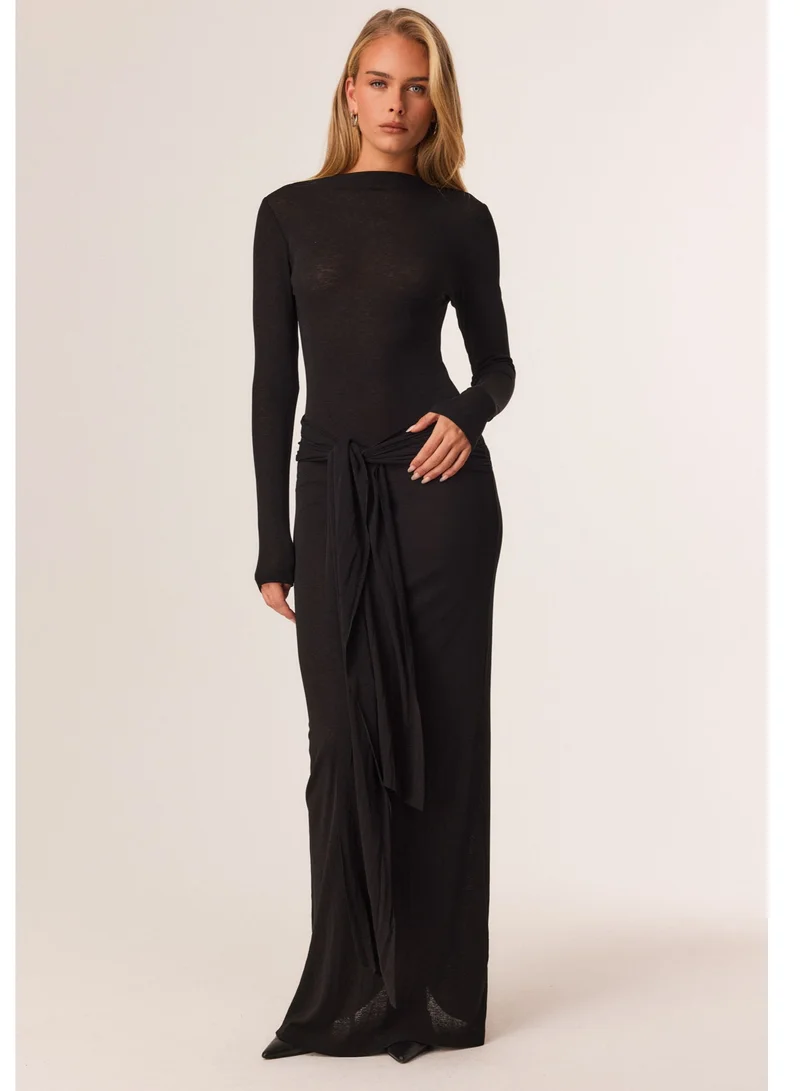 ساندايز Saria Waist Knot Maxi Dress