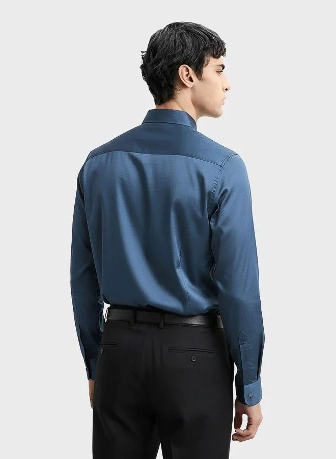 The Indian Garage Co Men Slim Fit Solid Round Neck Full Sleeves Shirt