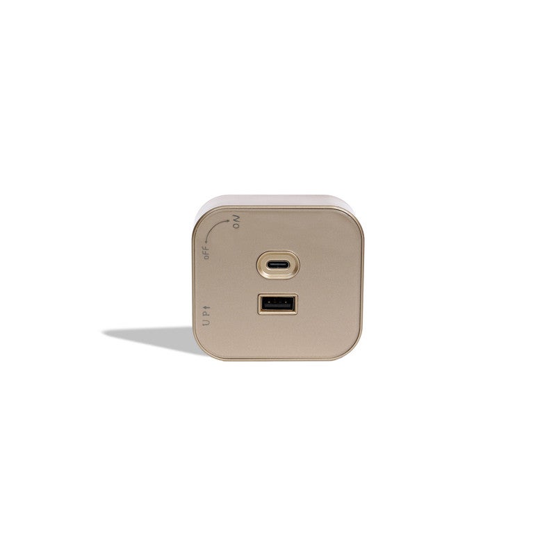 Jana Light USB & USB Type-C Charger Port Square Gold – ZOYA-016 GR 5V 3.1A - Image 1