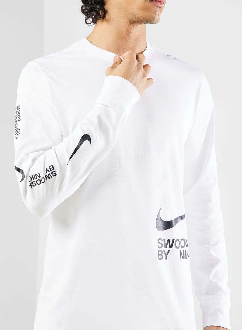 Nike Big Swoosh T-Shirt