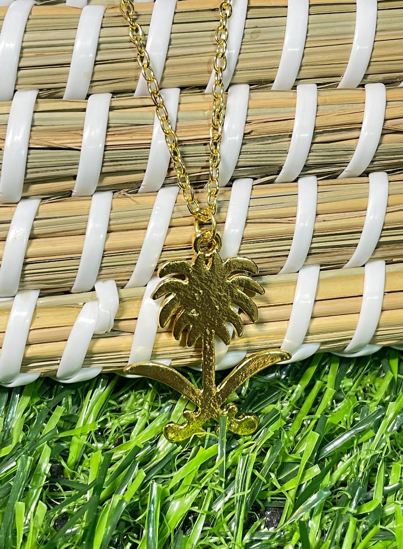 Car hanger with the design of two swords and Saudi palm tree Hanging the car mirror is distinctive accessory to decorate the car - Image 3