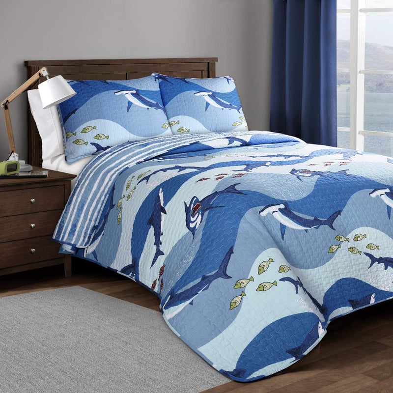 Lush Decor Lush Decor Shark Allover Quilt  Fish Ocean Wave Reversible 2 Piece Bedding Set Twin Blue 