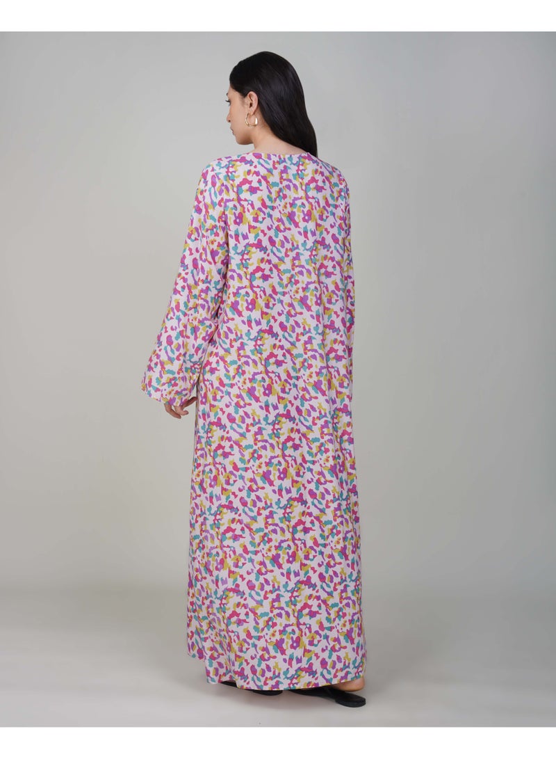 LINELLE جلابية لينيل النسائية الملونة المطبوعة - فستان رايون بأكمام كاملة مع تفاصيل تطريز على الرقبة - Image 2